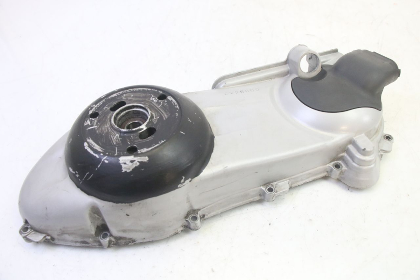 photo de COPERCHIO VARIATORE PIAGGIO X8 125 (2004 - 2007) - Dettagli dei punti di fissaggio