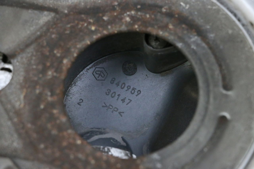 photo de COPERCHIO VARIATORE PIAGGIO X8 125 (2004 - 2007) - Altra angolazione