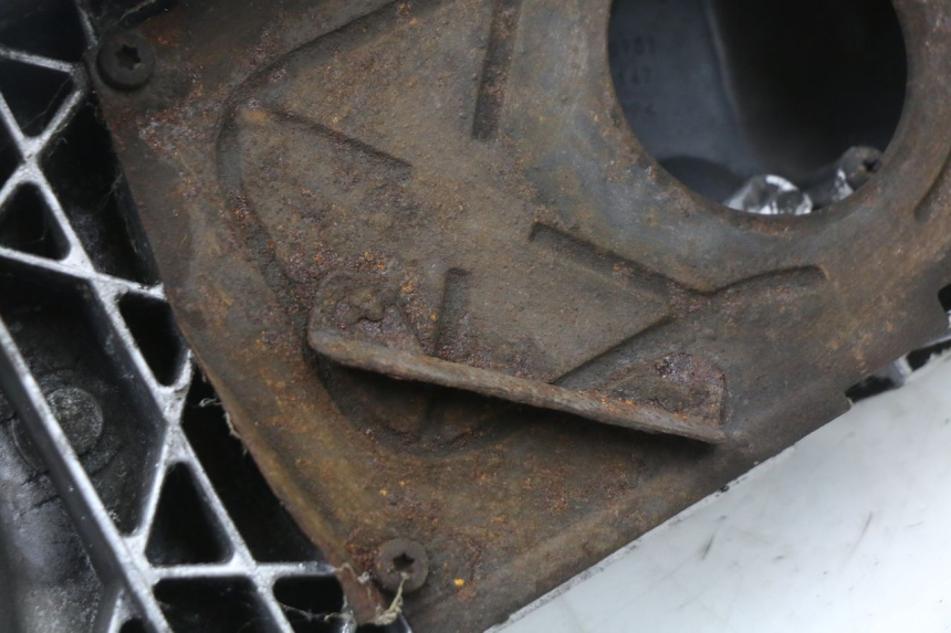 photo de COPERCHIO VARIATORE PIAGGIO XEVO - X EVO 125 (2007 - 2017) - Stato della superficie e materiale