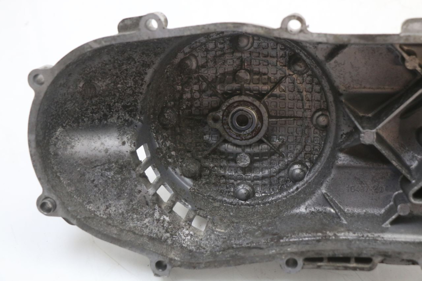 photo de COPERCHIO VARIATORE PIAGGIO ZIP 4T 50 (2018 - 2020) - Dettagli dei punti di fissaggio