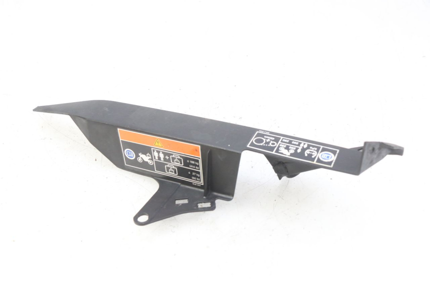 photo de COPERCHIO CATENA HONDA CB R 1000 (2018 - 2023) - Zoom sullo stato d'uso