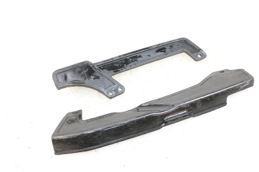 photo de CARTER DI CATENA YAMAHA PW 80 (1983 - 2014) - Dettagli dei punti di fissaggio