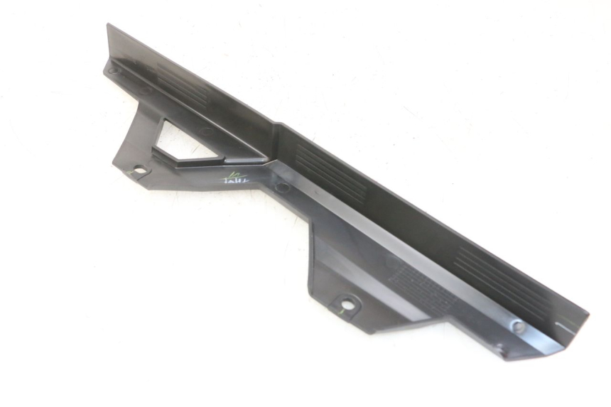 photo de PARACATENA ROYAL ENFIELD SCRAM 411 (2022 - 2024) - Primo piano tecnico