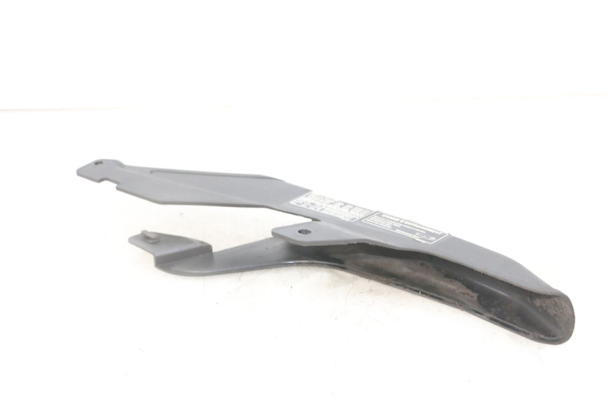 photo de COPERCHIO CATENA HONDA XLV VARADERO 125 (2000 - 2006) - Dettaglio del componente