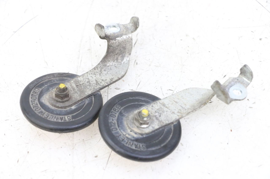 photo de CATADIOTTRO HONDA PCX (JF57/JF64) 125 (2014 - 2018) - Dettaglio del componente