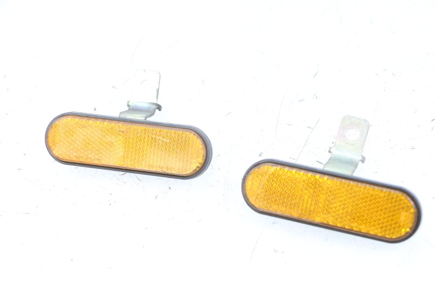 photo de CATADIOPTRE KYMCO AGILITY 4T 50 (2018 - 2022) - Vista principale