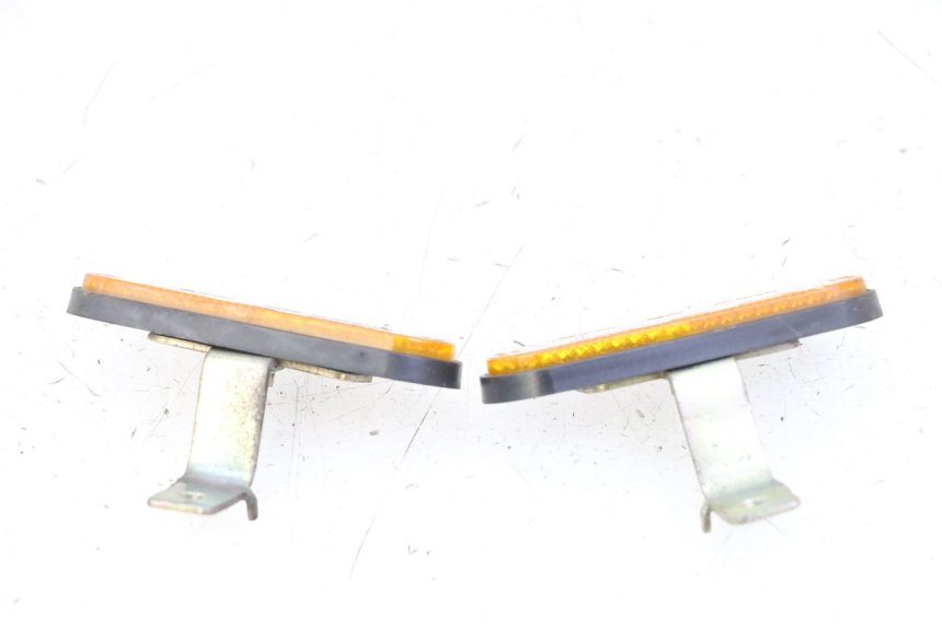 photo de CATADIOPTRE KYMCO AGILITY 4T 50 (2018 - 2022) - Zoom sullo stato d'uso