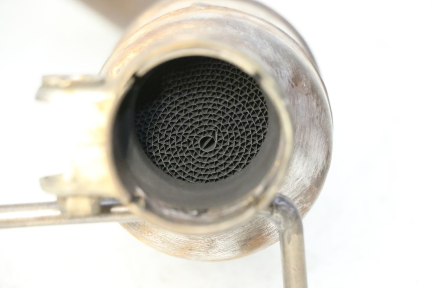 photo de CATALIZZATORE YAMAHA FZ6 FAZER S2 600 (2007 - 2011) - Altra angolazione