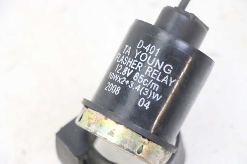 photo de CENTRALINA FRECCE KYMCO AGILITY 4T 50 (2005 - 2018) - Altra angolazione