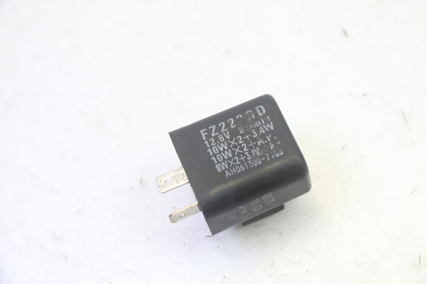 photo de CENTRALE CLIGNOTANTE MBK BOOSTER SPIRIT 50 (2004 - 2017) - Vista principale