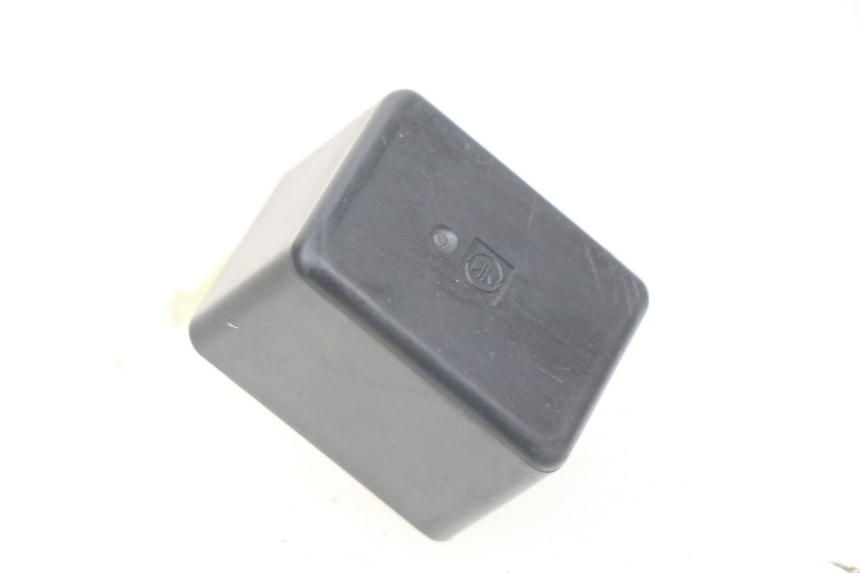 photo de CENTRALE CLIGNOTANTE SUZUKI BURGMAN 125 (2007 - 2014) - Vista principale