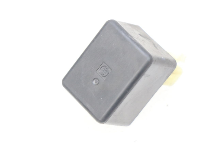 photo de CENTRALE CLIGNOTANTE SUZUKI BURGMAN 125 (2007 - 2014) - Vista principale