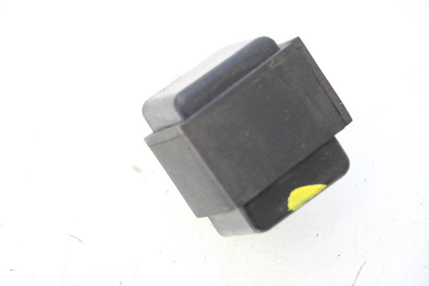photo de CENTRALE CLIGNOTANTE SUZUKI BURGMAN 125 (2007 - 2014) - Dettaglio del componente