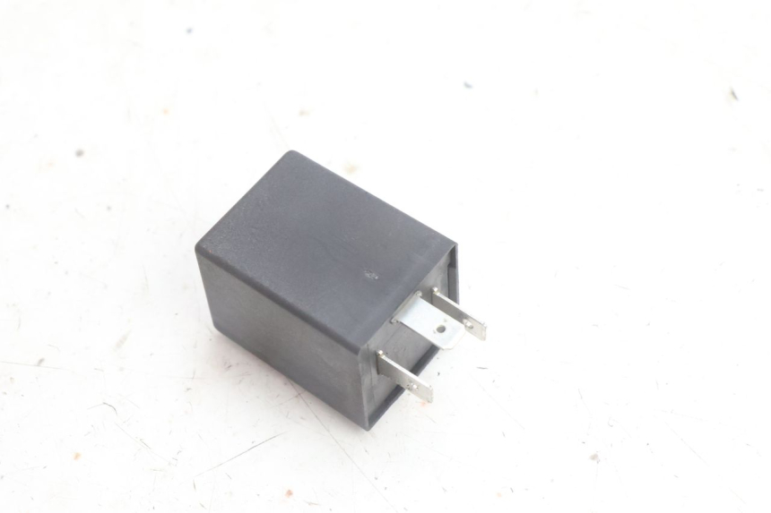 photo de CENTRALINA FRECCE BMW C1 125 (2000 - 2003) - Zoom sullo stato d'uso