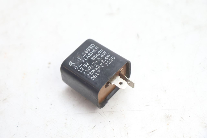 photo de RELE' FRECCE HONDA CB TWO FIFTY 250 (1991 - 2002) - Vista principale