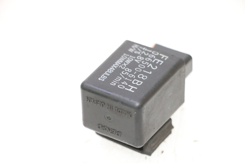 photo de RELE' LAMPEGGIANTE KAWASAKI ER-6 ER6 F ABS 650 (2012 - 2016) - Dettaglio del componente