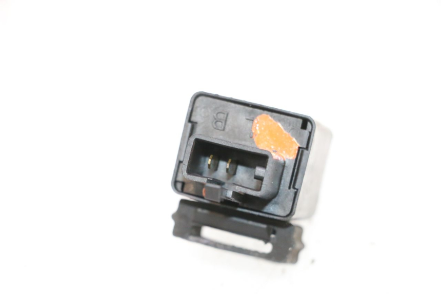 photo de RELE' LAMPEGGIANTE KAWASAKI ER-6 ER6 F ABS 650 (2012 - 2016) - Altra angolazione