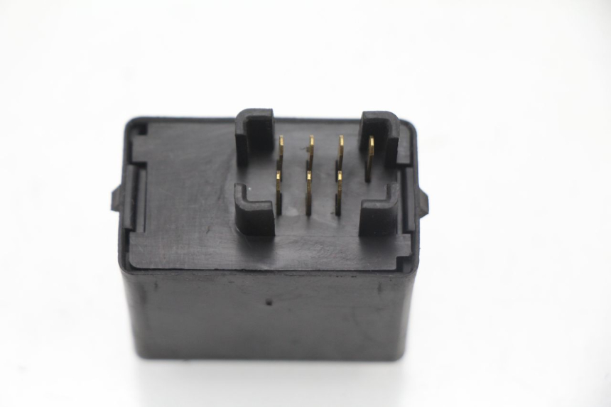 photo de Centralina lampeggiante SUZUKI GSF N BANDIT 600 (2000 - 2004) - Zoom sullo stato d'uso