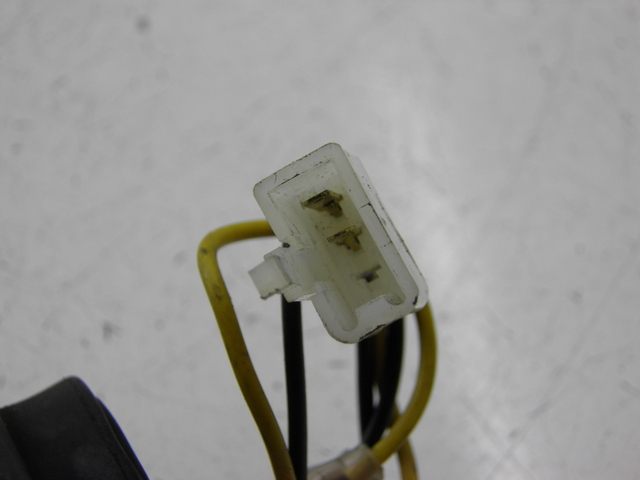 photo de Centralina lampeggiante KAWASAKI ER - 5 500 (1997 - 2000) - Zoom sullo stato d'uso