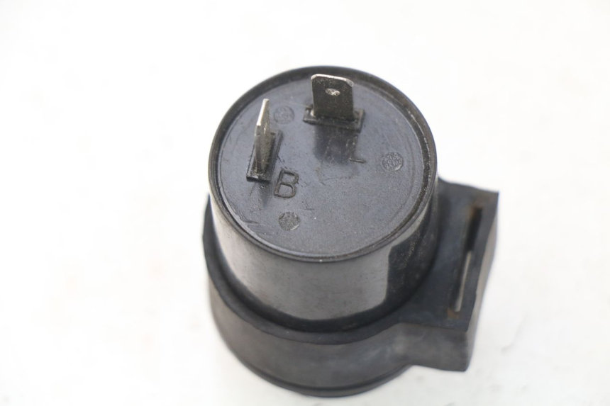 photo de CENTRALE CLIGNOTANTE PEUGEOT KISBEE 4T 50 (2018 - 2022) - Dettaglio del componente