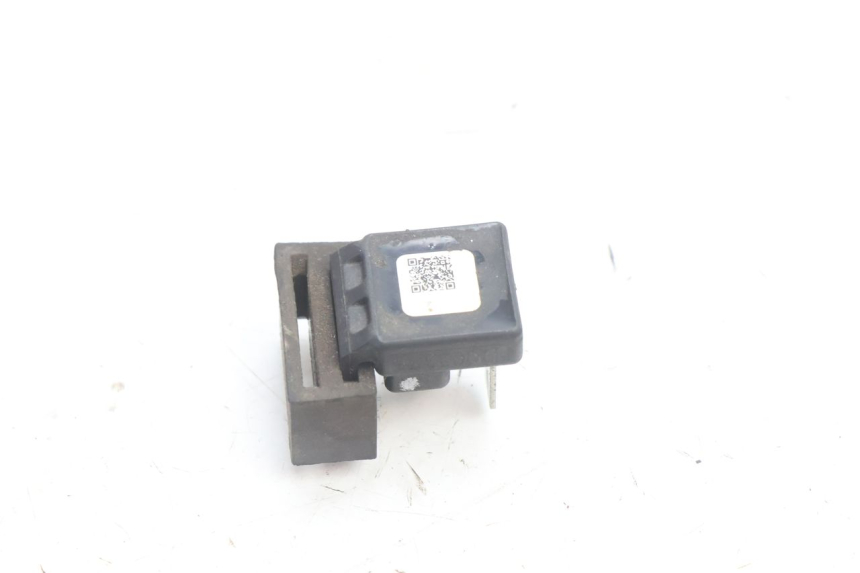 photo de RELE' FRECCE PIAGGIO LIBERTY IGET 4T 50 (2021 - 2025) - Zoom sullo stato d'uso