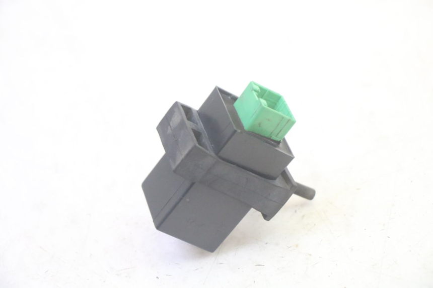 photo de RELE' FRECCE PIAGGIO MP3 RL 250 (2006 - 2010) - Altra angolazione