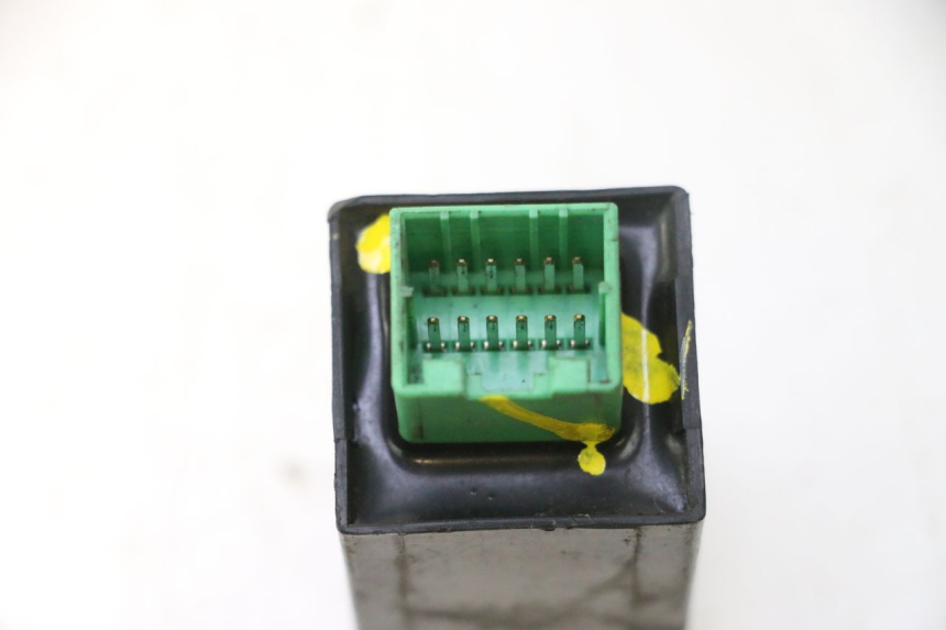 photo de RELE' FRECCE PIAGGIO MP3 500 (2011 - 2015) - Altra angolazione