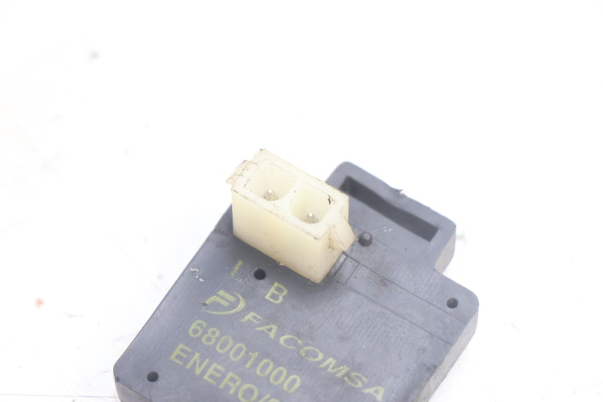 photo de RELE' FRECCE YAMAHA NEO'S NEOS 2T 50 (1998 - 2007) - Dettaglio del componente