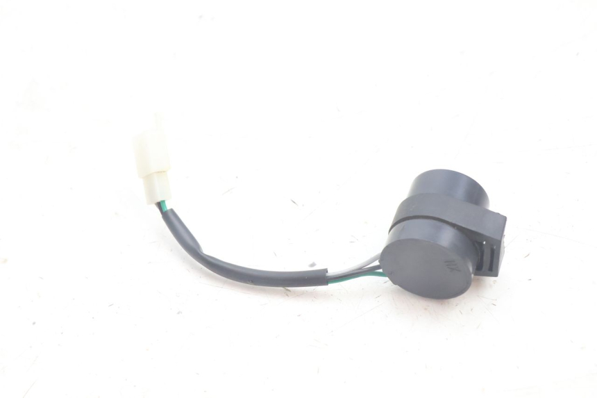 photo de RELE' FRECCE JM MOTORS SANTANA EVO 50 (2024 - 2026) - Altra angolazione