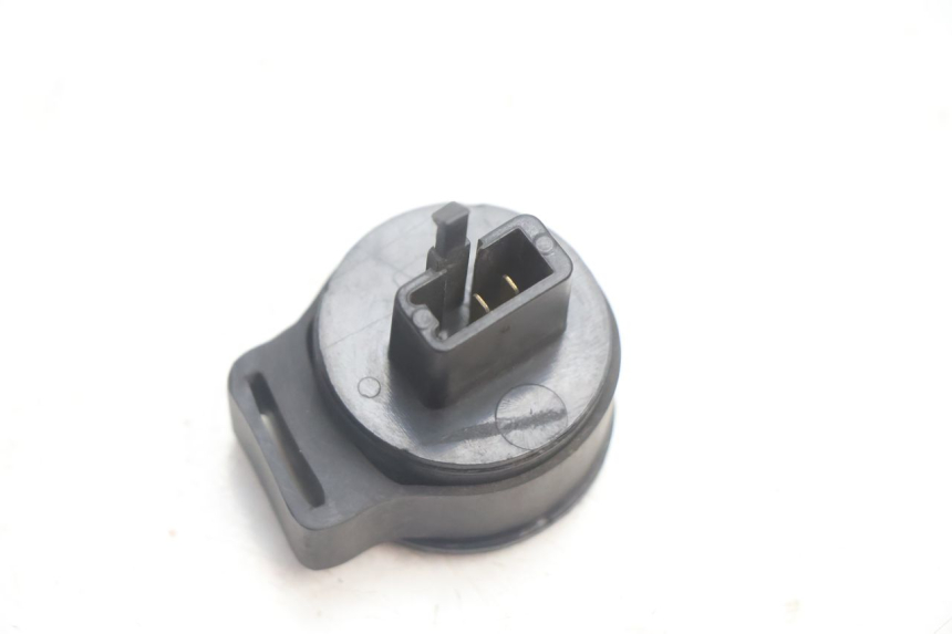 photo de RELE' FRECCE PEUGEOT SPEEDFIGHT 2 AC 50 (2000 - 2009) - Zoom sullo stato d'uso