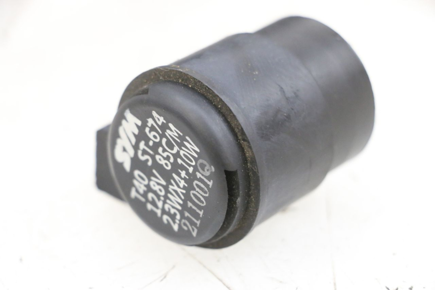 photo de RELE' FRECCE PEUGEOT TWEET PRO EFI 4T 50 (2021 - 2022) - Vista principale