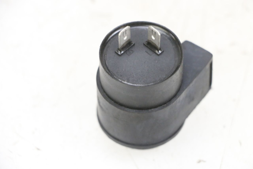 photo de RELE' FRECCE PEUGEOT TWEET PRO EFI 4T 50 (2021 - 2022) - Altra angolazione