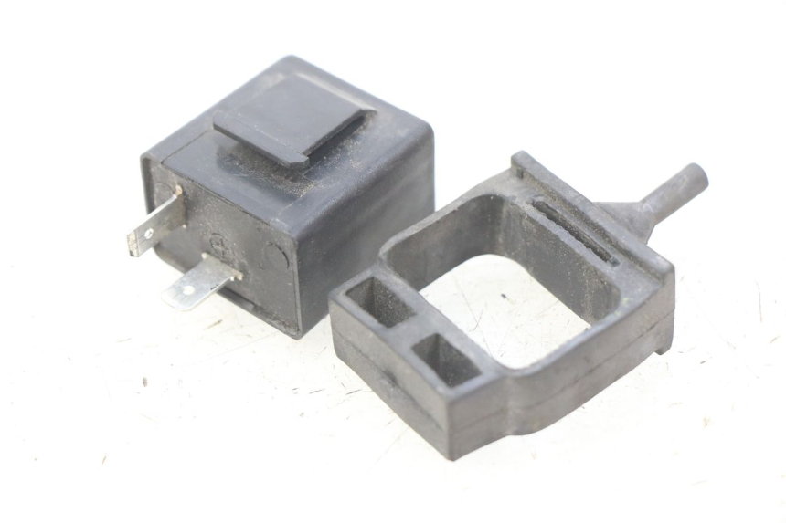 photo de CENTRALINA FRECCE PIAGGIO VESPA GTS IGET ABS 125 (2017 - 2023) - Zoom sullo stato d'uso