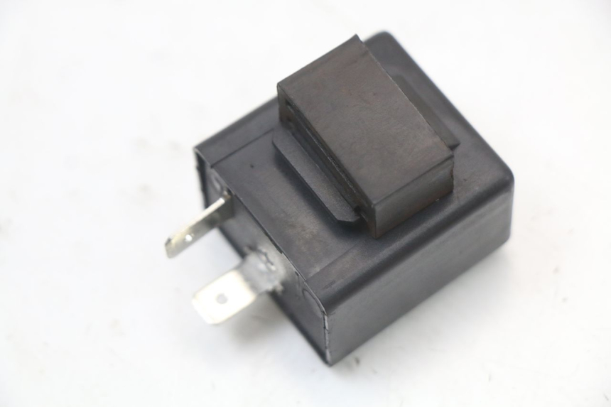 photo de RELE' FRECCE PIAGGIO VESPA PRIMAVERA 4T 50 (2021 - 2024) - Zoom sullo stato d'uso