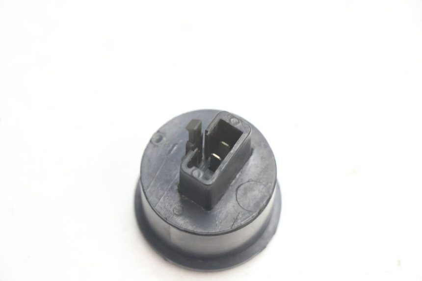 photo de RELE' FRECCE PEUGEOT VIVACITY 50 (2004 - 2009) - Altra angolazione