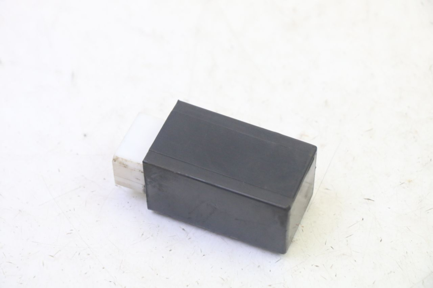 photo de CENTRALINA FRECCE YAMAHA X-MAX XMAX 250 (2006 - 2009) - Altra angolazione