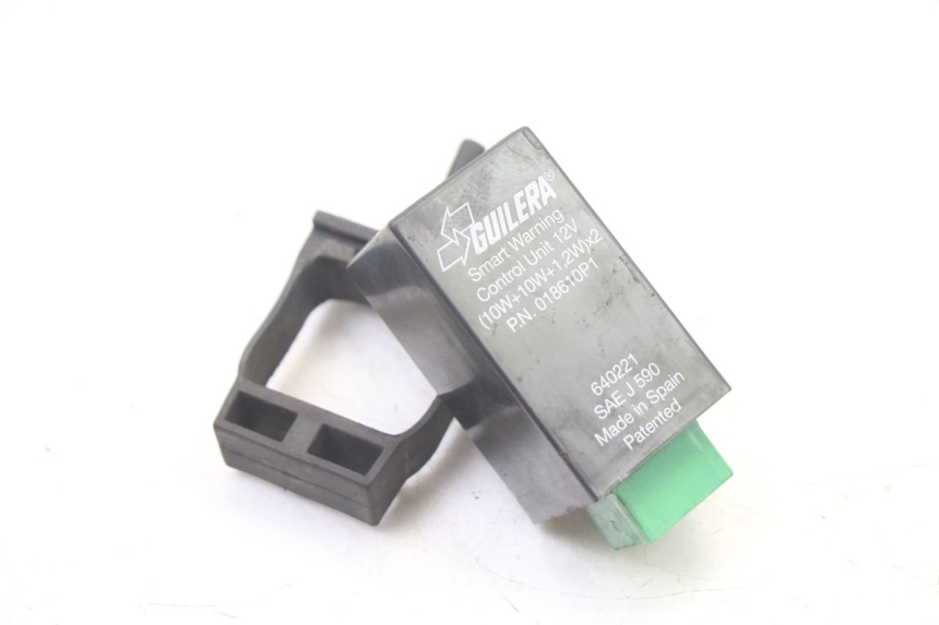 photo de CENTRALINA FRECCE PIAGGIO XEVO - X EVO 125 (2007 - 2017) - Dettaglio del componente