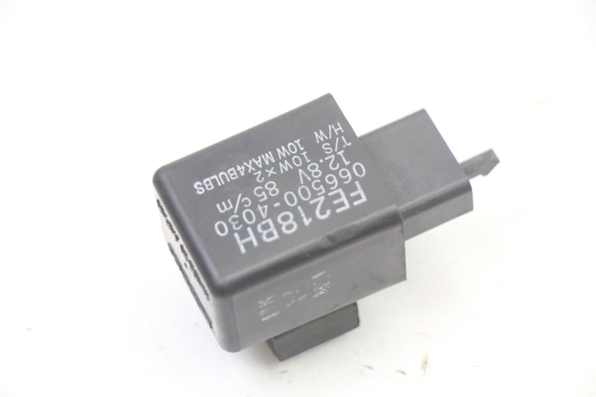 photo de RELE' FRECCE YAMAHA XJ6 600 (2008 - 2016) - Dettaglio del componente