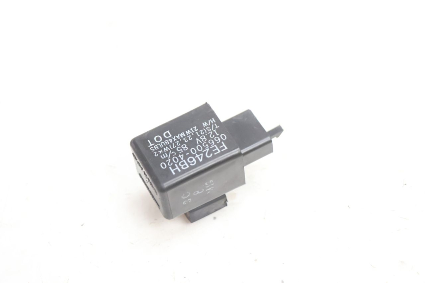 photo de Centralina lampeggiante KAWASAKI ZX-6R ZX6R 600 (2000 - 2002) - Dettaglio del componente