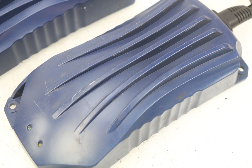 photo de CARICABATTERIE PEUGEOT E-VIVACITY 1 (2012 - 2018) - Ispezione visiva dettagliata