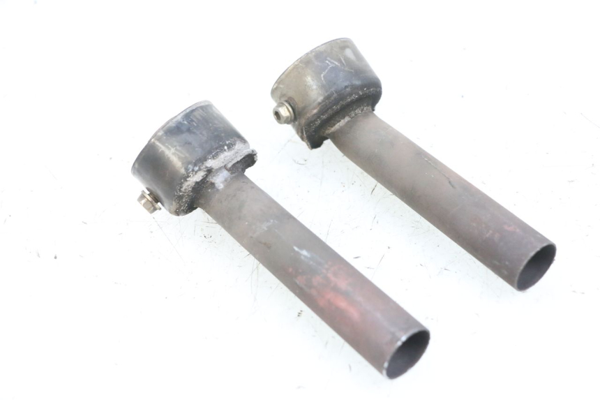 photo de INSERTO SCARICO PIAGGIO MP3 500 (2014 - 2017) - Dettagli dei punti di fissaggio