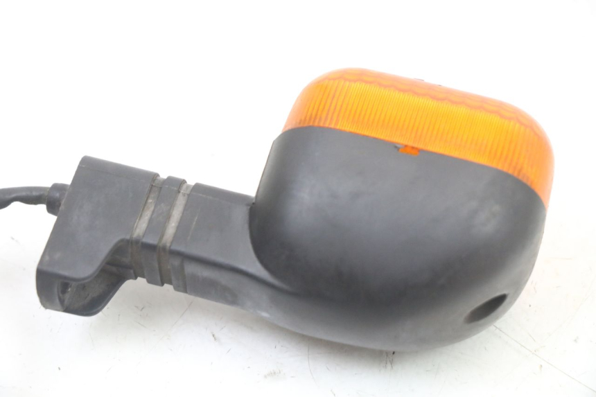 photo de FANALE POSTERIORE DESTRO BMW C1 125 (2000 - 2003) - Primo piano tecnico