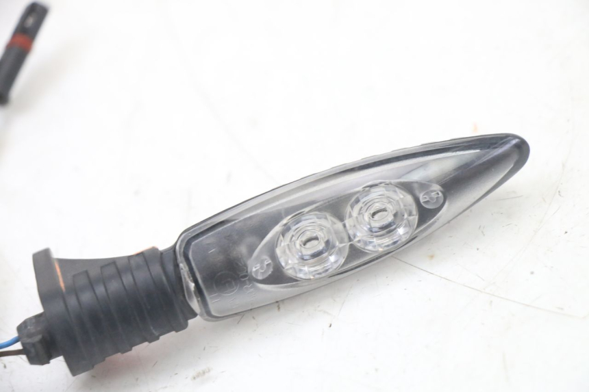 photo de FRECCE DESTRA POSTERIORE BMW S RR ABS S1000RR 1000 (2015 - 2018) - Dettaglio del componente