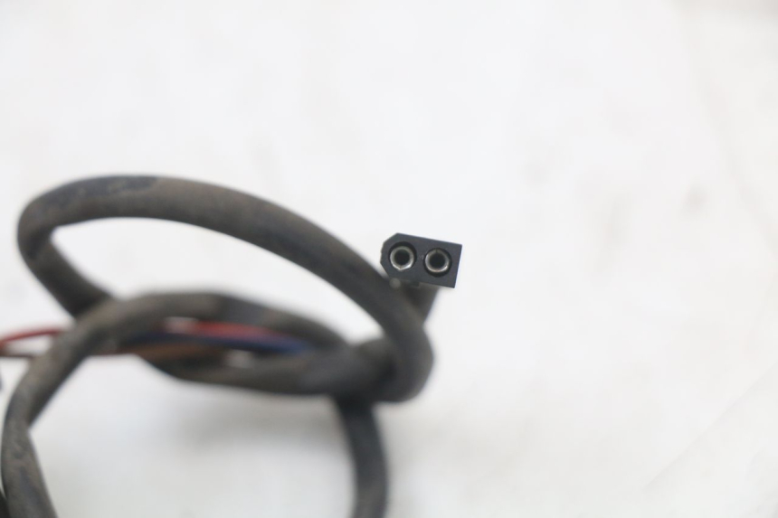 photo de FANALE POSTERIORE DESTRO BMW C1 125 (2000 - 2003) - Stato della superficie e materiale