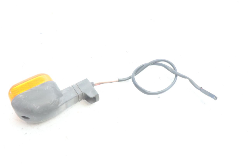 photo de FANALE POSTERIORE DESTRO BMW C1 125 (2000 - 2003) - Zoom sullo stato d'uso