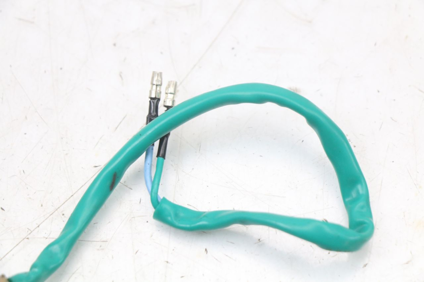 photo de FANALE POSTERIORE DESTRO SYM CROX 4T 50 (2016 - 2023) - Dettagli dei punti di fissaggio