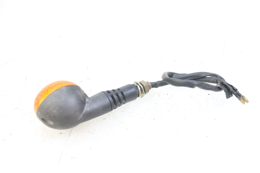 photo de FRECCE DESTRA POSTERIORE DAELIM BESBI 125 (2007 - 2008) - Dettagli dei punti di fissaggio