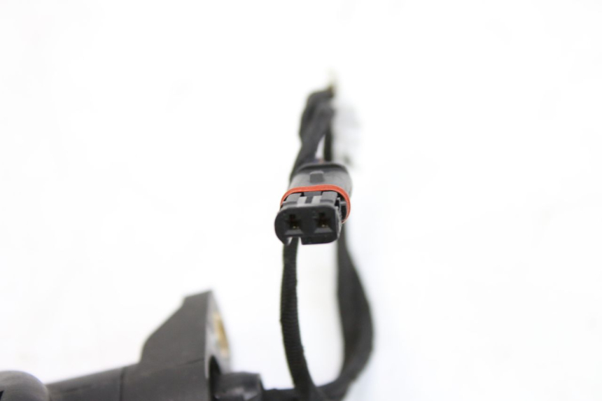 photo de FANALE POSTERIORE DESTRO BMW F GS K81 850 (2018 - 2023) - Primo piano tecnico