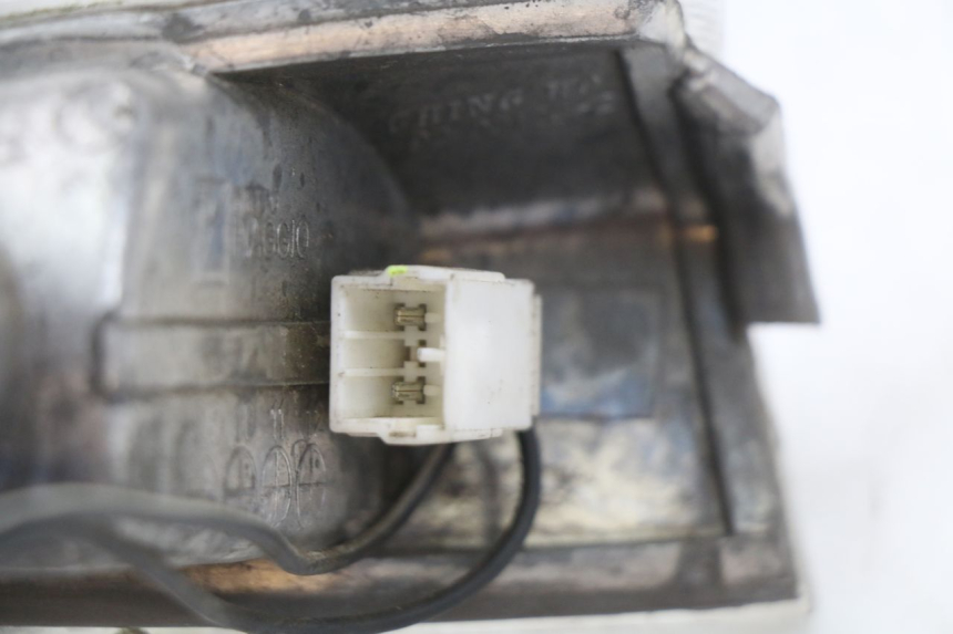 photo de FANALE POSTERIORE DESTRO PIAGGIO FLY 2T 50 (2004 - 2017) - Vista d'insieme del prodotto