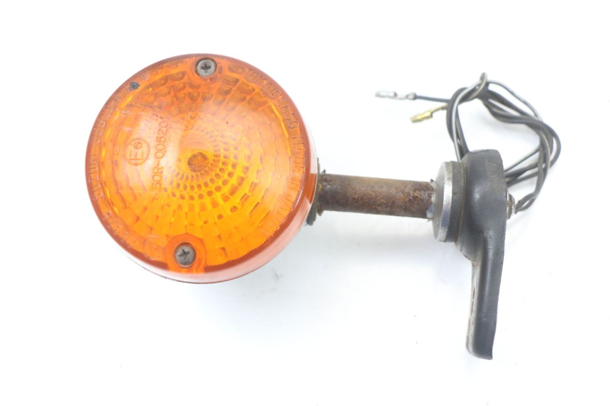 photo de FRECCE DESTRA POSTERIORE SUZUKI GN 125 (1997 - 2000) - Vista principale